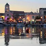 Club Διαμέρισμα *